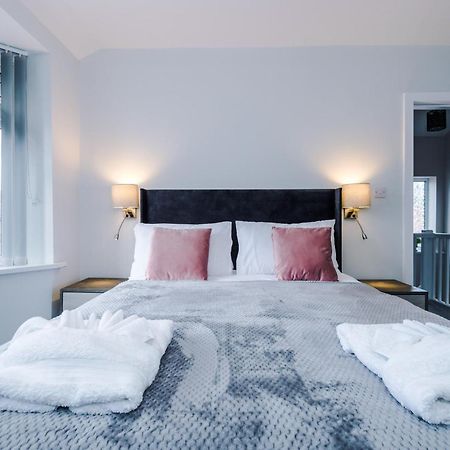 Sandileigh House By Yourstays - Luxurious 3 Bedroom House In Altrincham Exterior foto